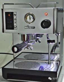 咖啡達(dá)人們教你如何選購(gòu)家用咖啡機(jī)